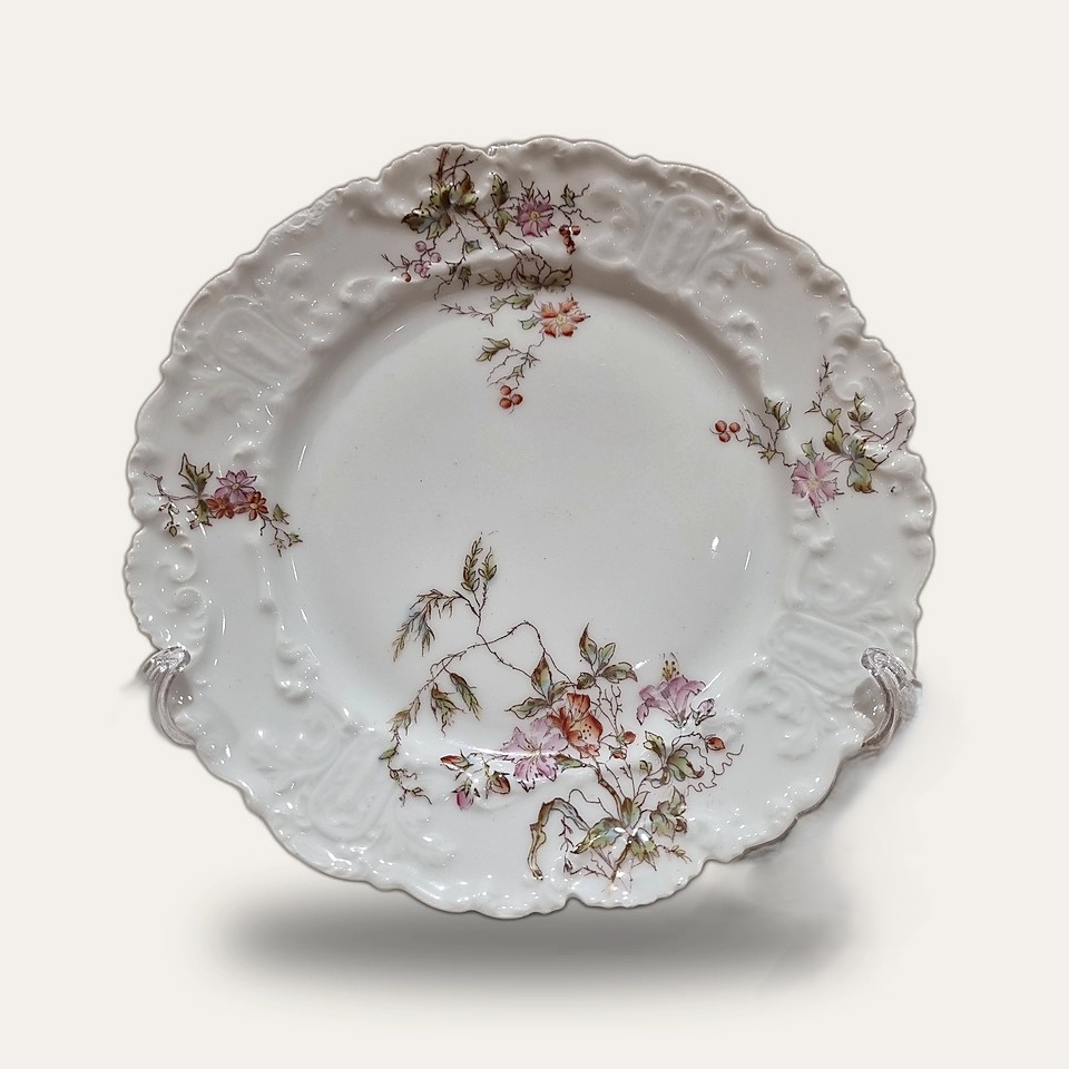 Assiette florale ancienne