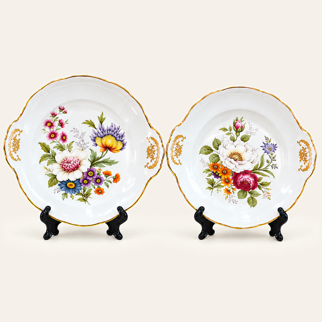 Duo d’assiettes à bouquets fleuris