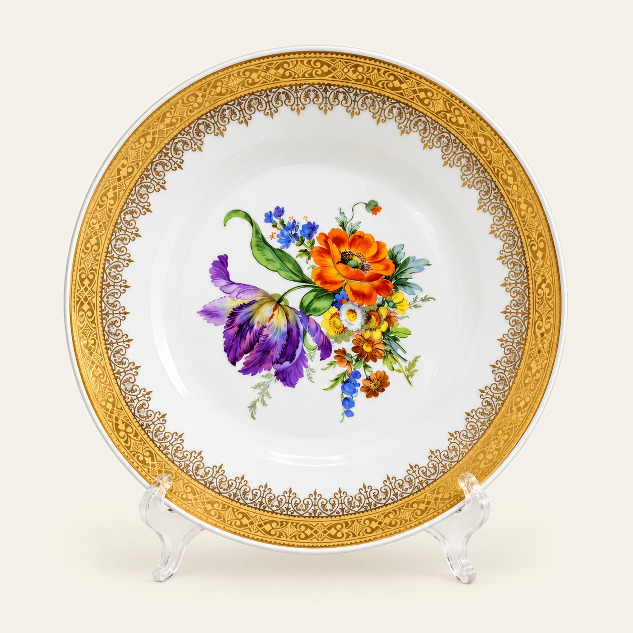 Assiette fleurie à bordure dorée